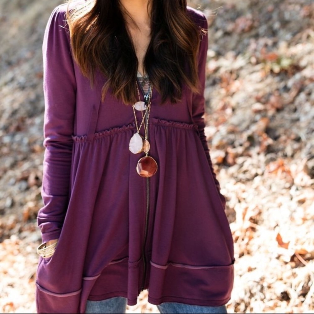 EUC Evy’s Tree Sophie Medium in Purple Hoodie